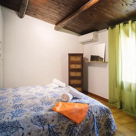 Διαμέρισμα Nel Centro Storico Di Όλμπια
